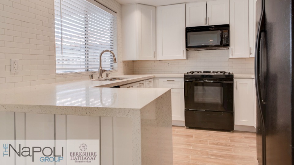 8404 Dunphy Stephanie Napoli The Napoli Group, BHHS Nevada Properties