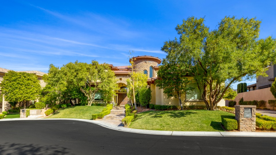 105 Grosse Point Place Stephanie Napoli The Napoli Group, BHHS Nevada Properties